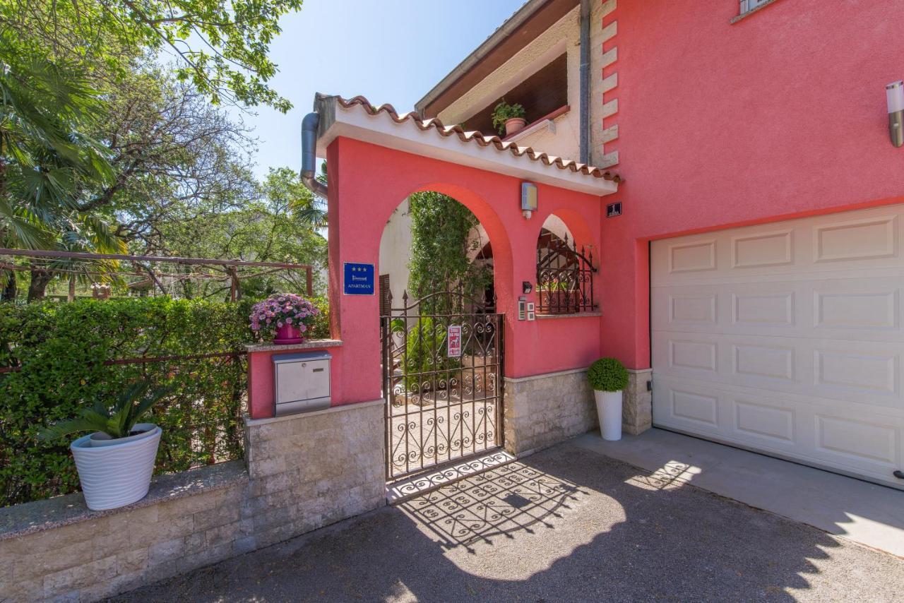 Apartment Felix Porec Bagian luar foto