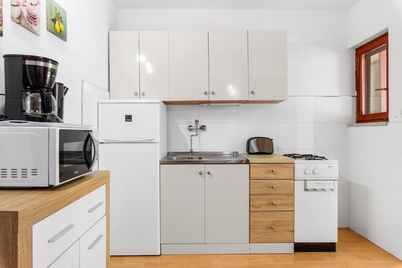 Apartment Felix Porec Bagian luar foto