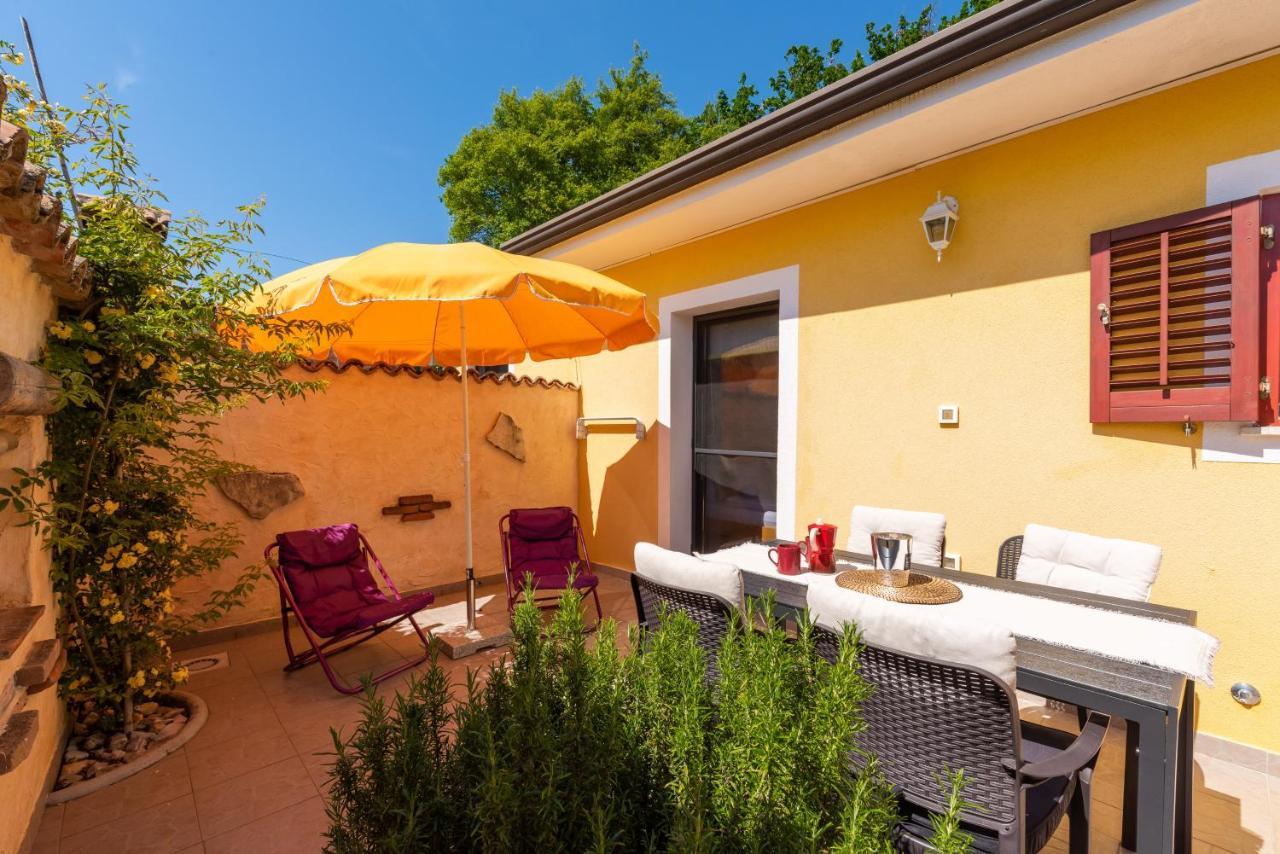 Apartment Felix Porec Bagian luar foto