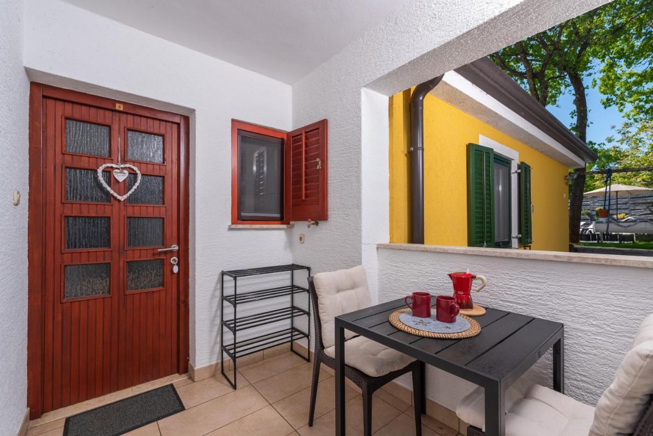 Apartment Felix Porec Bagian luar foto