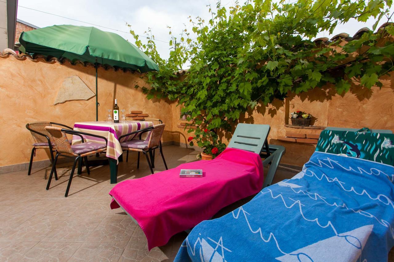 Apartment Felix Porec Bagian luar foto